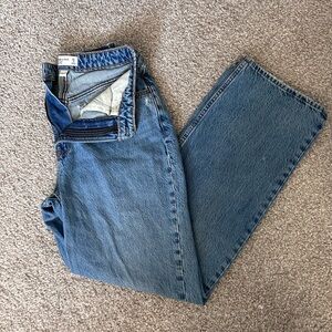 Abercrombie high waisted baggy dark wash jean